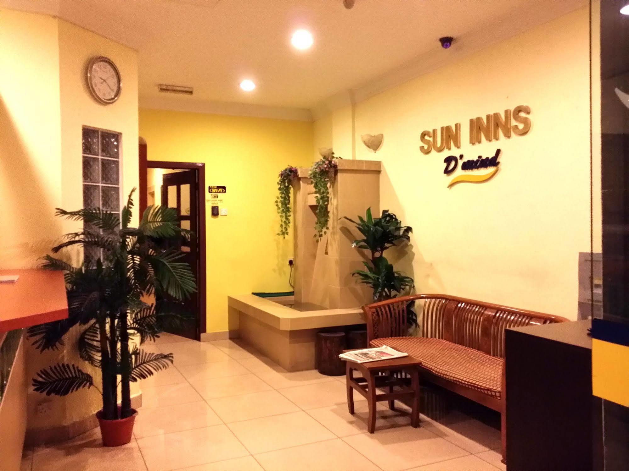 Sun Inns Hotel D'Mind سيري كيمبانغان المظهر الخارجي الصورة